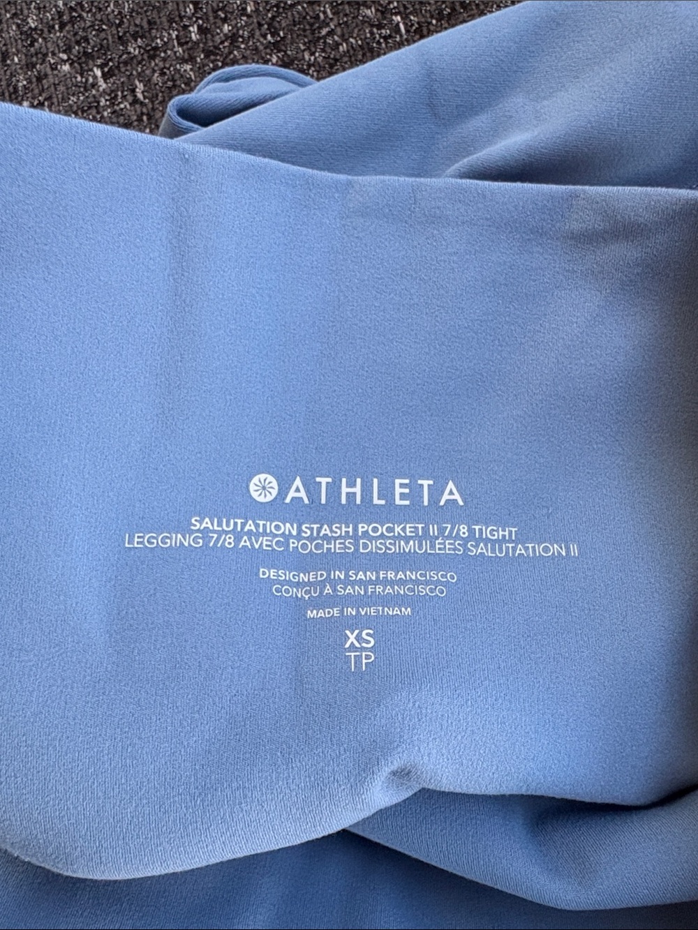 Athleta Salutation Stash Pocket II 7/8 Tight in Cottage Blue Size XS - Picture 4 of 4